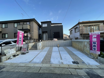 【外観】 | 東郷町北山台3期 仲介手数料無料 | 撮影
社長の村田です！
自らプレイヤーとして営業しています
長年の経験と実績から皆様により良いマイホーム購入のご提案をいたします。
住宅ローンの不安や購入後の不安等何でもご相談ください。