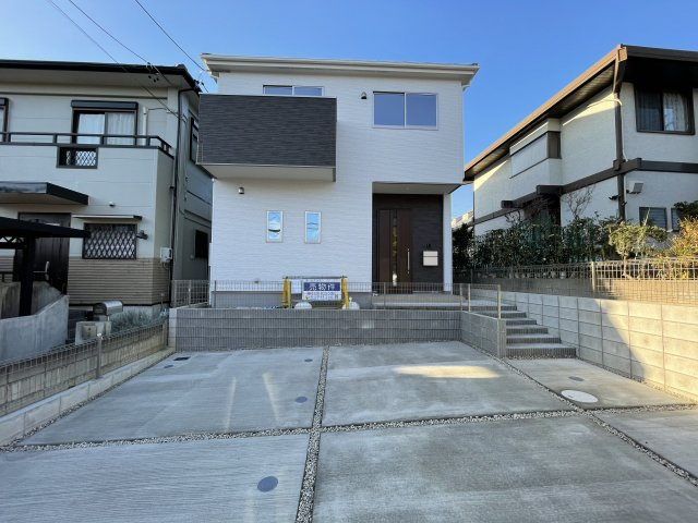 愛知郡東郷町北山台2期　＜仲介手数料無料＞東郷小・東郷中　新築一戸建ての外観|撮影
社長の村田です！
自らプレイヤーとして営業しています
長年の経験と実績から皆様により良いマイホーム購入のご提案をいたします。
住宅ローンの不安や購入後の不安等何でもご相談ください。
