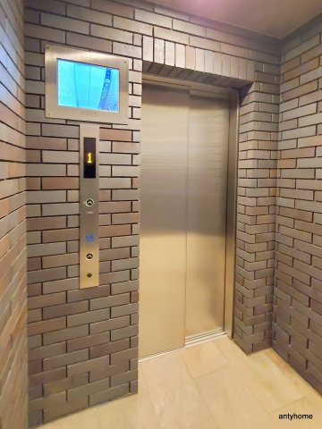 エスリード大阪ラ・リュール　仲介手数料無料のロビー