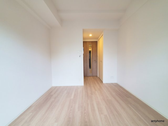 エスリード大阪ラ・リュール　仲介手数料無料の洋室