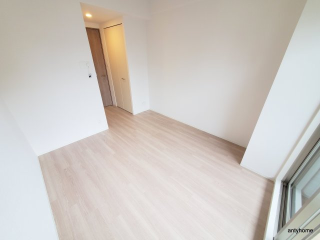 エスリード大阪ラ・リュール　仲介手数料無料の寝室