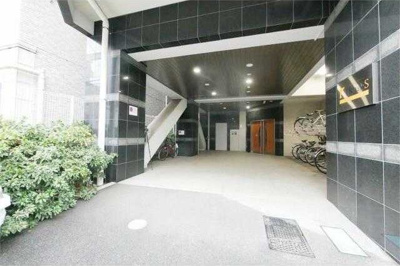 【エントランス】 | ＴＲＡＤＩＳ　ＮＩＰＰＯＲＩ　Ｅ