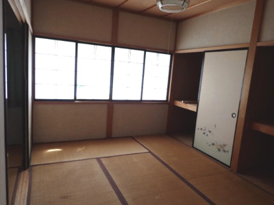 【和室】 | 黒石市錦町中古住宅 | 二階