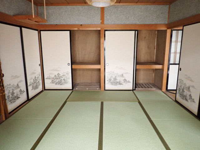 【和室】 | 黒石市錦町中古住宅