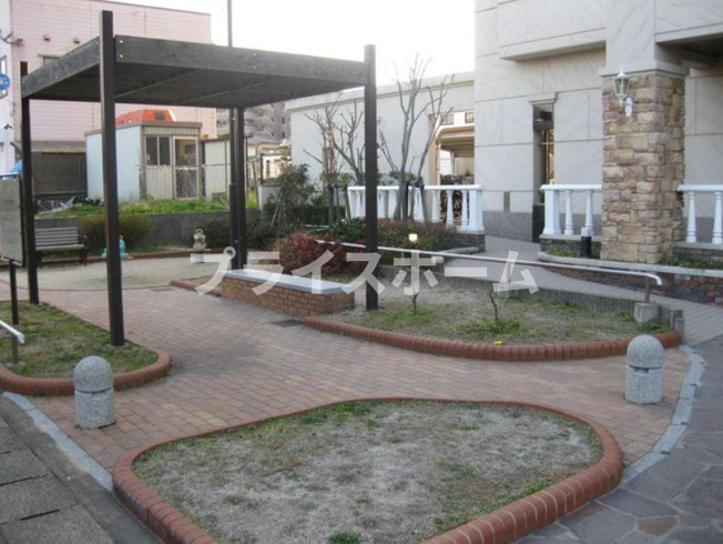 【庭】 | アーサー室見ツインパークス