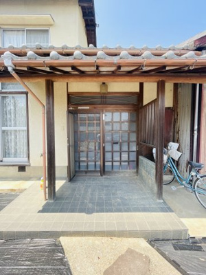 【外観】 | たつの市揖西町小神／中古戸建 | 勝手口です。