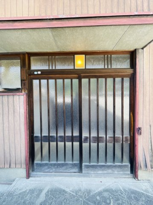 【外観】 | たつの市揖西町小神／中古戸建 | 勝手口です。
