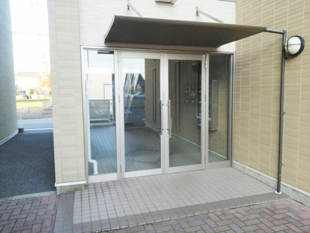 プルミエール・クラスⅢＢのエントランス