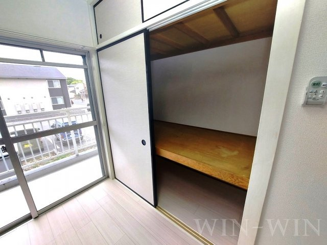 平川ガーデンハイツの収納