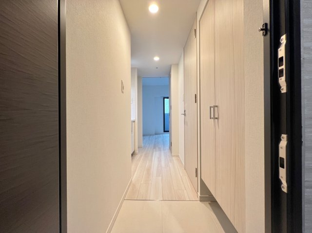 S-RESIDENCE難波大国町Deuxの玄関