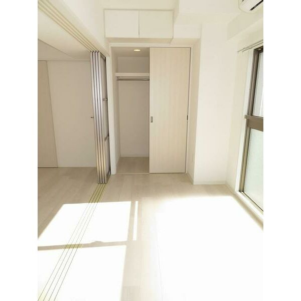 セレニテ本町グランデの内装