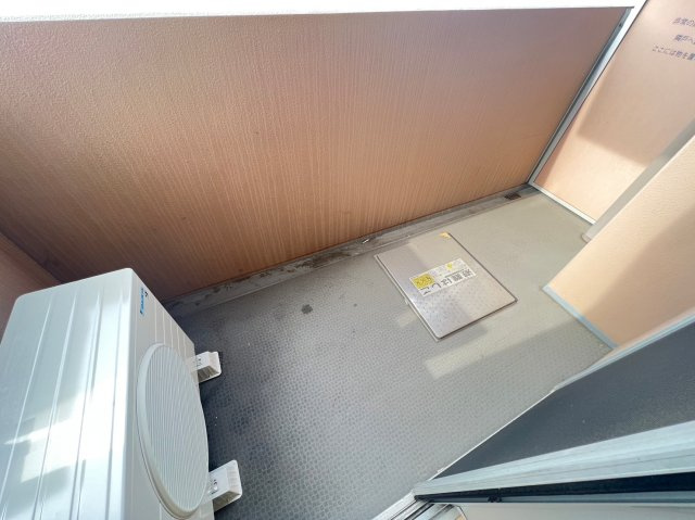 クロスレジデンス大阪新町のバルコニー