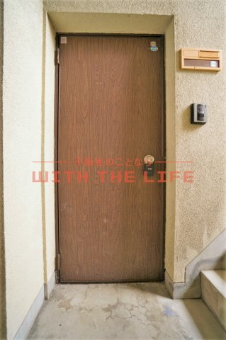 花畑駅前ビル【キャッシュバック対象物件】の玄関|ゆったりとした玄関です