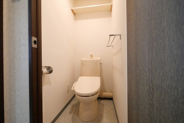 ホープ松屋町住吉のトイレ