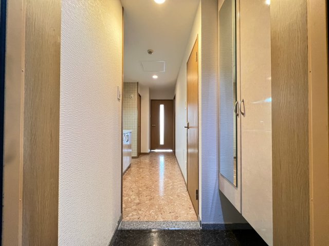 ホープ松屋町住吉の玄関