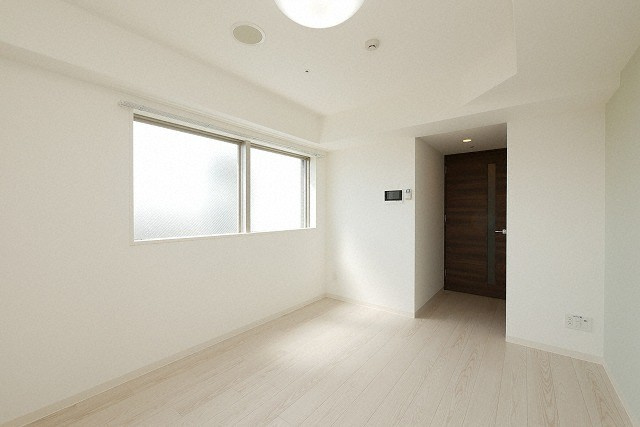 MELDIA CREST TAPP NAMBA-WESTの内装