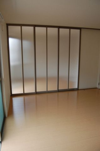 【寝室】 | リビングタウン阿倉川　A | ※同建物同型別のお部屋