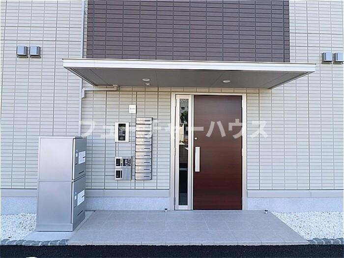 リベラーレ新原のエントランス
