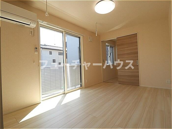 リベラーレ新原の居間・リビング