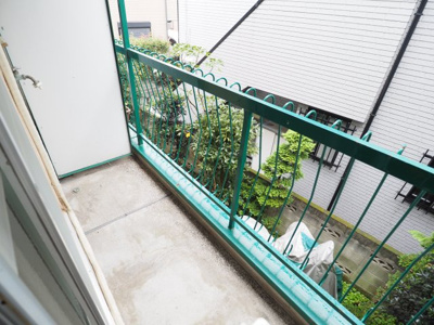 【バルコニー】 | ベルビュー多摩川 | 落ち着いた時間を過ごせるバルコニーです