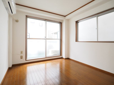 【居間・リビング】 | ベルビュー多摩川 | ゆったり過ごせるリビングです