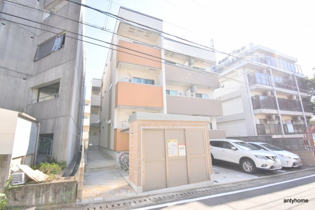 フジパレス緑地公園　仲介手数料無料の外観