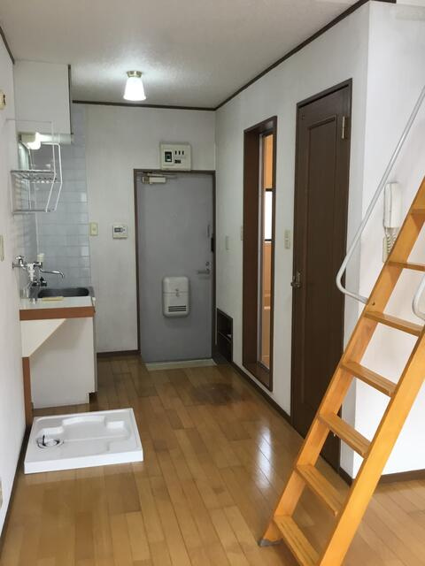 カサフローラ鷺沼台の玄関