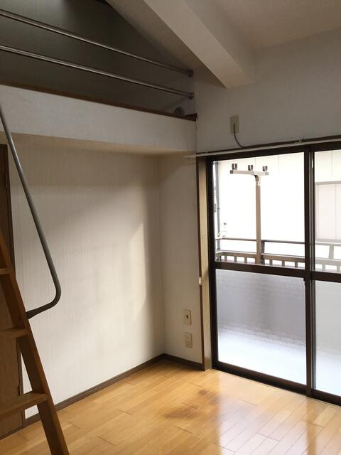 カサフローラ鷺沼台の居間・リビング