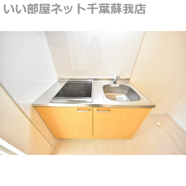 フォレストツインハウスⅡB棟のキッチン|お料理しやすいキッチンです
