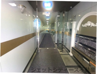 【ロビー】 | 新御堂ビル