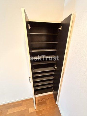 【玄関】 | Live工大前