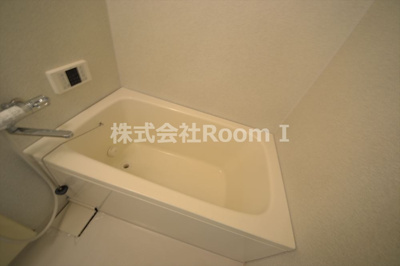 【浴室】 | メゾンシュエスト | 日々の暮らしに欠かせないお風呂です