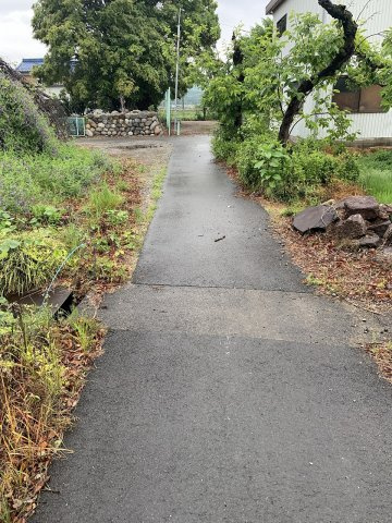 土地　上西郷の前面道路含む現地写真|T差路　南方向から