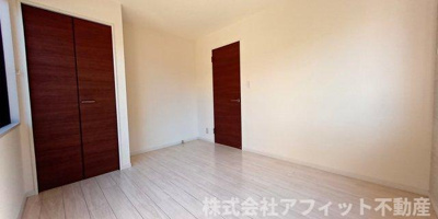 【寝室】 | ハイネス深津 | 洋室5.8帖