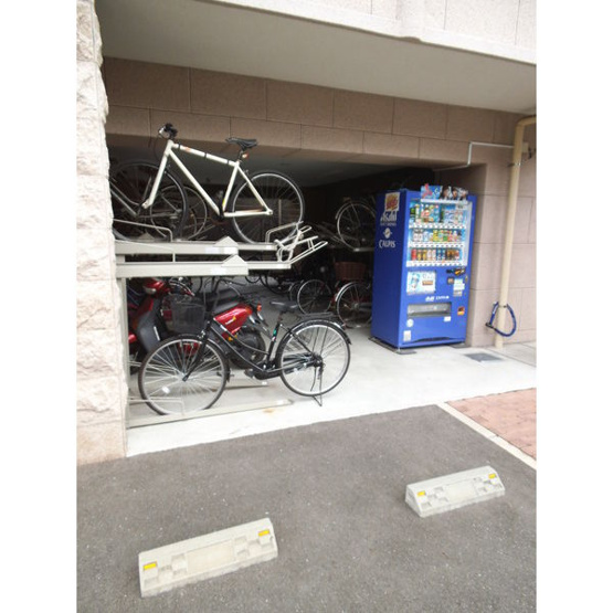 【駐車場】