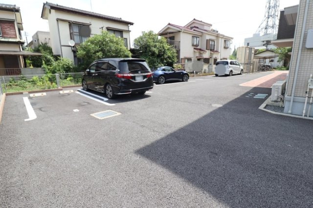 フェアマンドヴィラの駐車場|駐車場