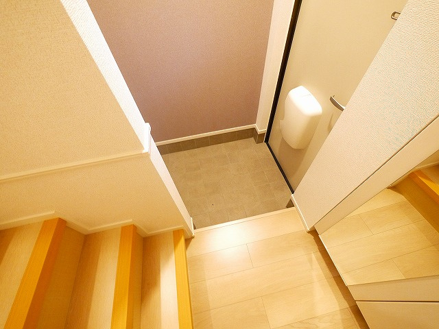 ＳｕｎｎｙＦｉｅｌｄＳｏｕｔｈの玄関|落ち着いた玄関です