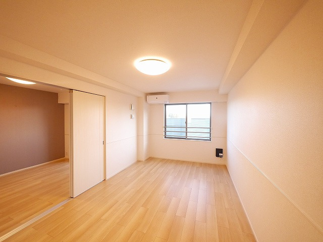 ＳｕｎｎｙＦｉｅｌｄＳｏｕｔｈの居間・リビング