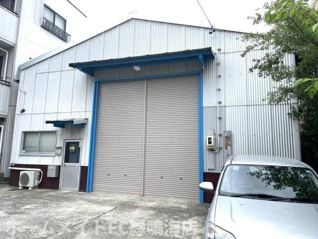 八筋町倉庫の外観