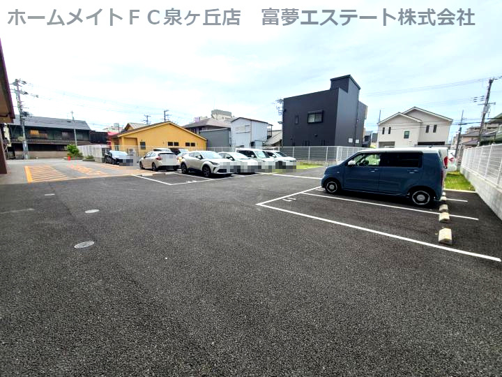 Feliz泉大津 の駐車場