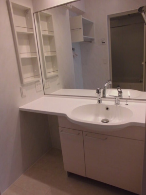 【独立洗面台】 | ロイヤルガーデン クワトロI棟