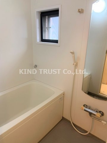 Chrysantheme Westの浴室|きれいなお風呂です