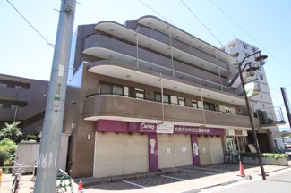 しっかりした外観のマンションですね♪