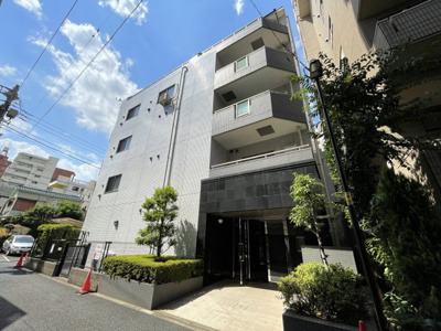 【エントランス】 | Supreme