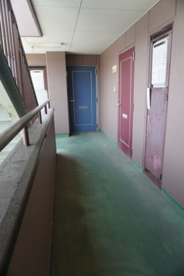 【その他共用部分】 | ハイツ中嶋 | 玄関前の共有通路です