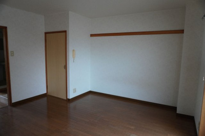 【洋室】 | ハイツ中嶋 | 収納もあります