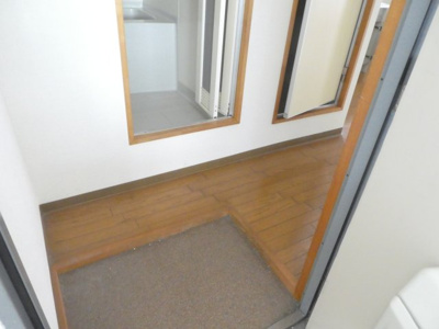 【玄関】 | ハイツ・ヒロ