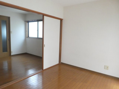 【居間・リビング】 | ハイツ・ヒロ