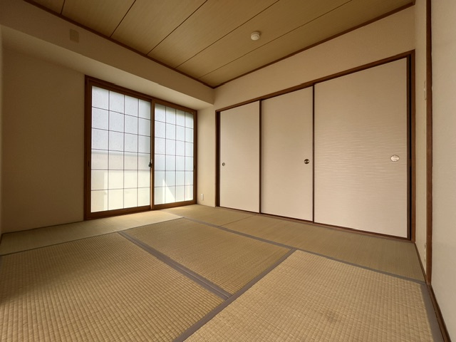 プレヴィア和泉中央1番館の和室