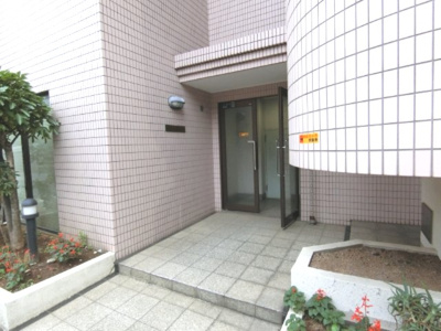 【エントランス】 | メゾンリビエール